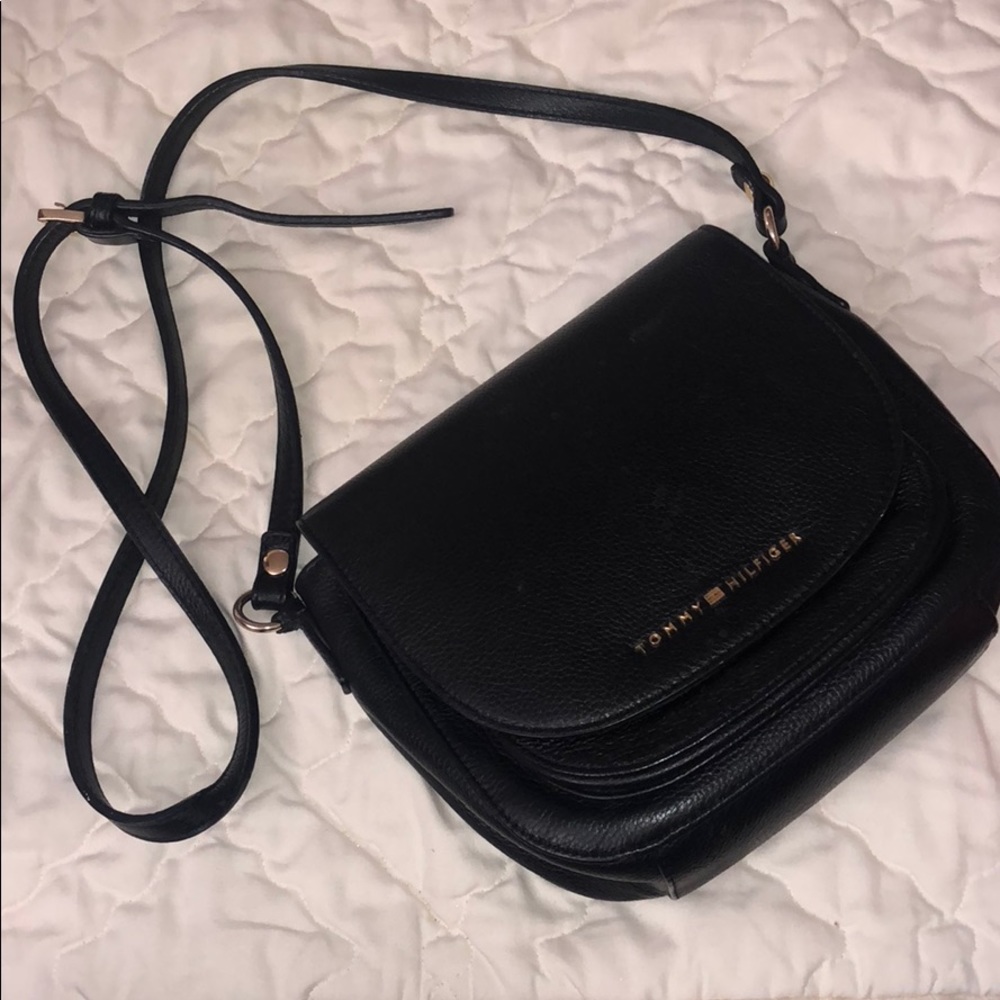 Tommy Hilfiger Crossbody!
